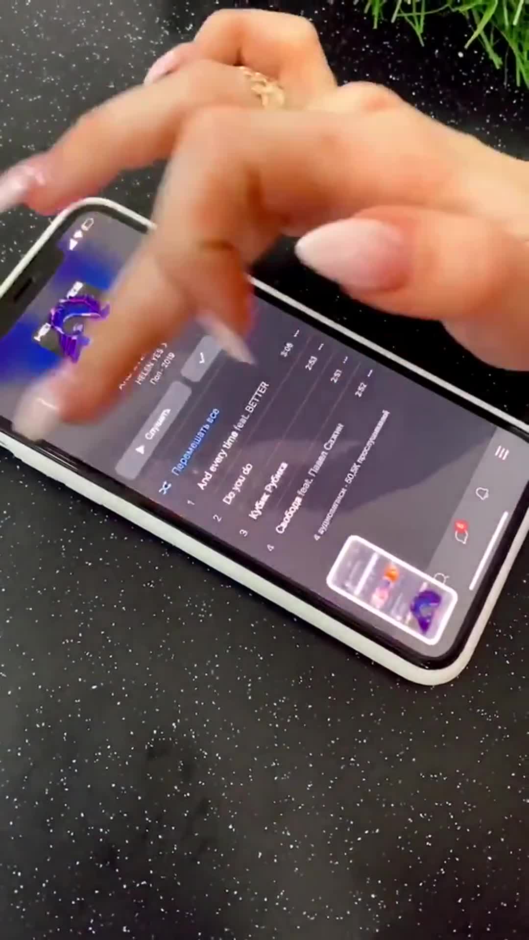 Hellen Show porno