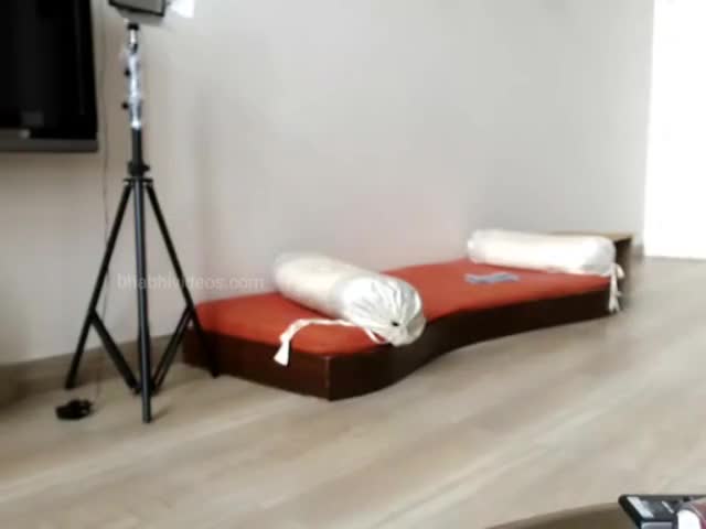 indian desi horny cam model masturbation