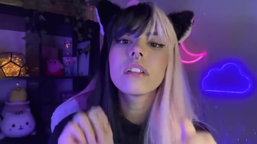 luna bloom asmr nude