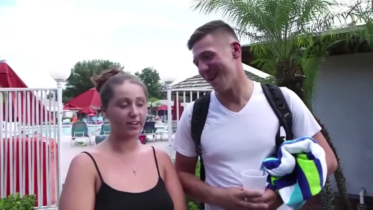 nude life video