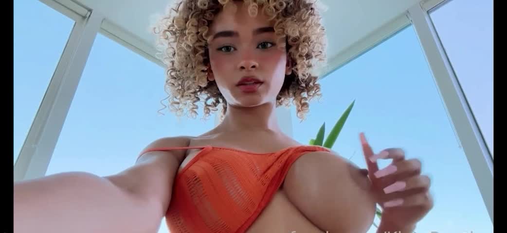 yourstrawberryflame boobs