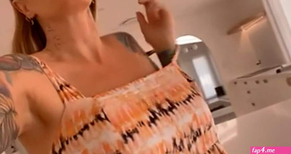 Evelyn Miller Nudes