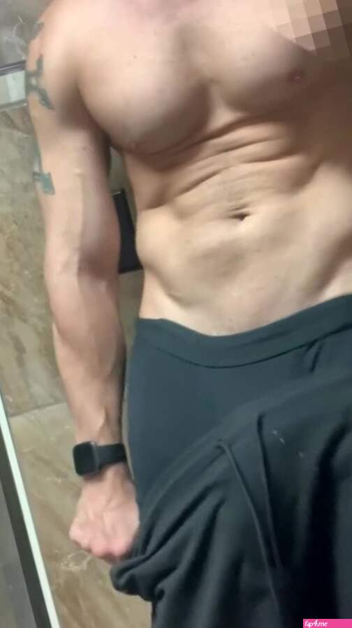 Dudepassingthrough Nude