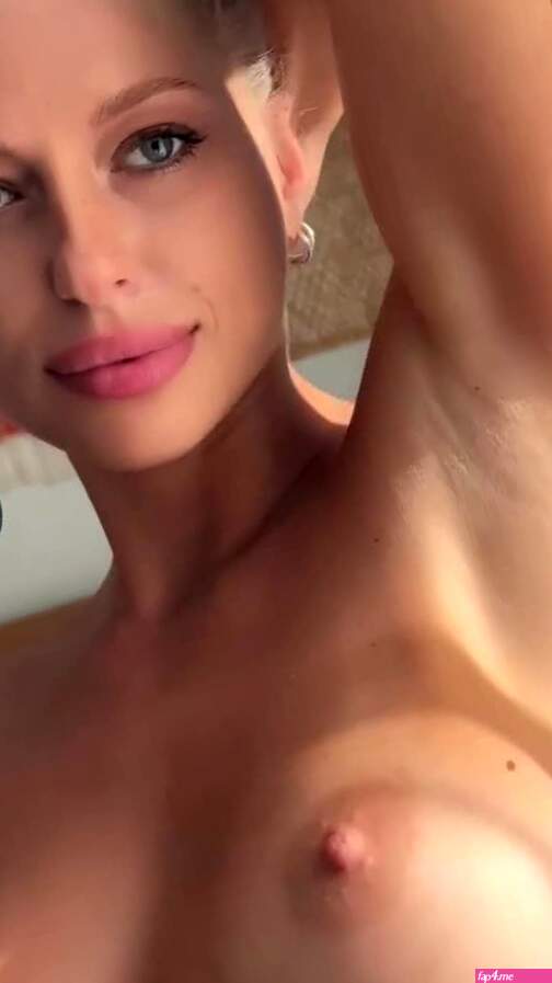 Snow Ann Nude