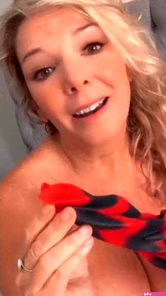 Kayla Kiwi Nude