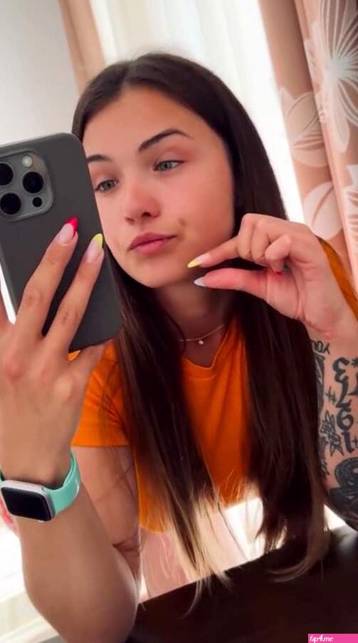 Amelia Porn